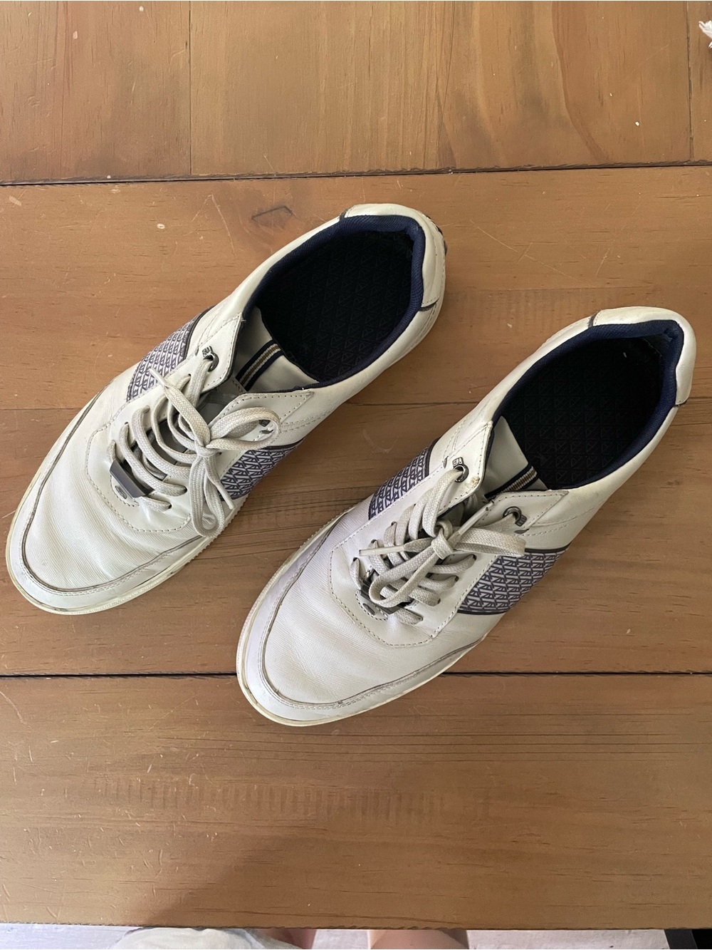Ted Baker London Men’s Seylas Sneakers Size 11